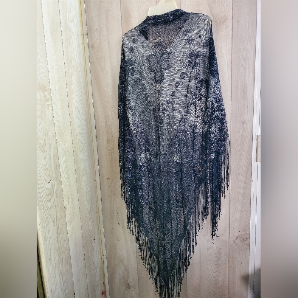 Vintage AXIOM 80s Darmatic Net Sparkling Thread Piano Shawl Black and Silver - Picture 5 of 7